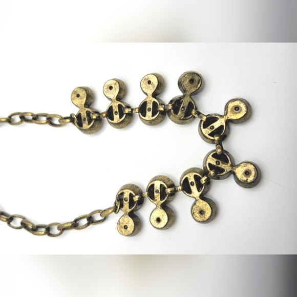 🟢3/$19🟢 J CREW Bling Burnished Gold Tone Large Statement Rhinestone Necklace - Picture 7 of 7